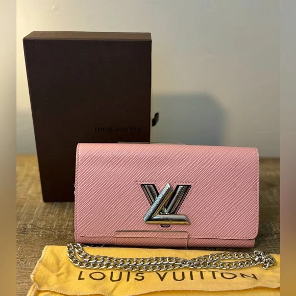 🩷✨SOLD✨🩷Louis Vuitton Pink Epi Twist Lock Long Wallst - Picture 1 of 9